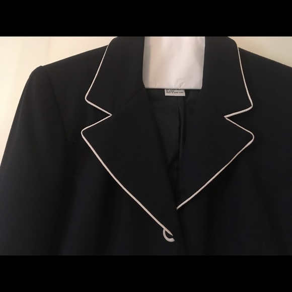 Jacket - Picture 3 of 5